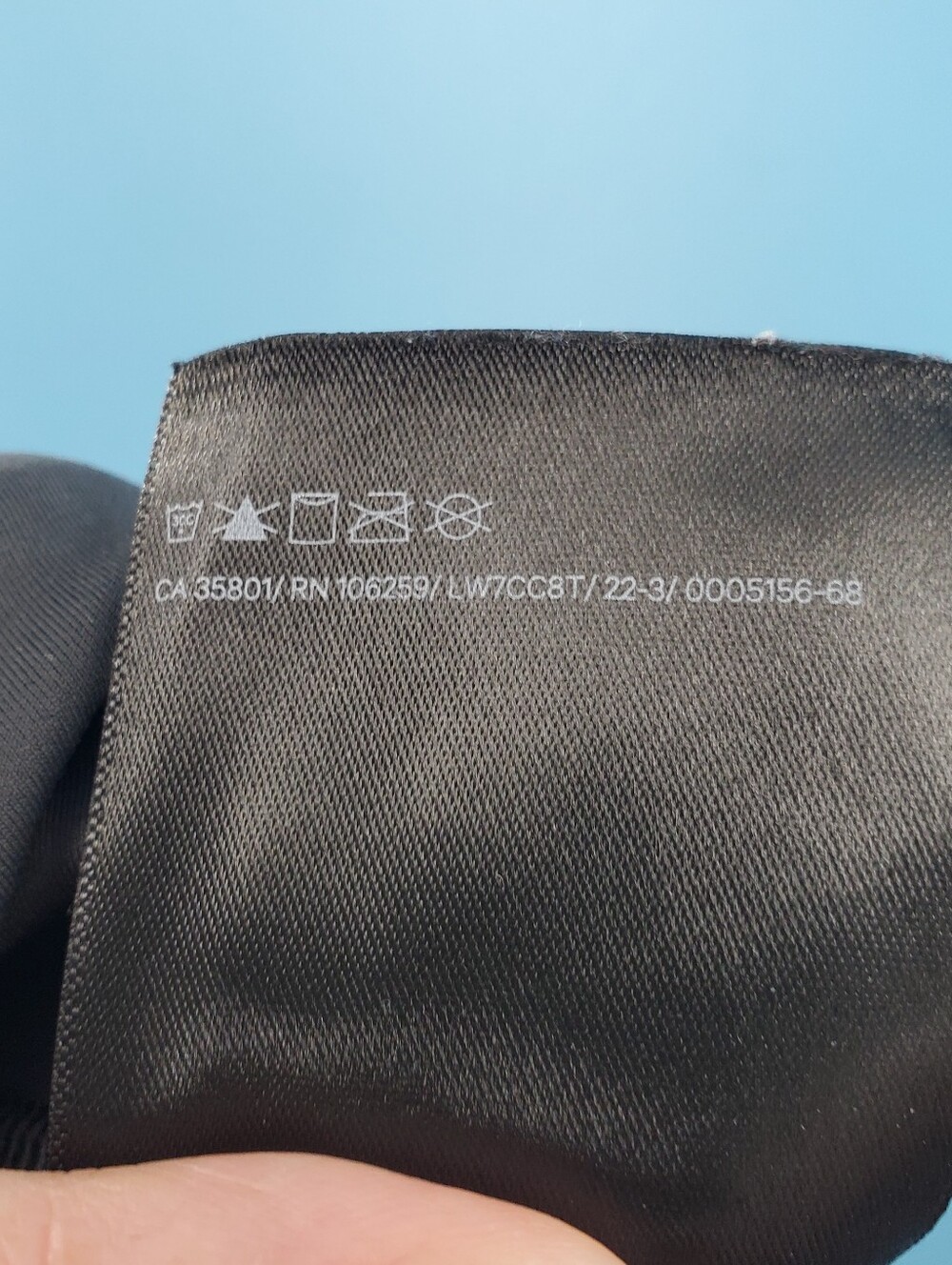Lululemon running shorts 6 - Picture 9 of 9